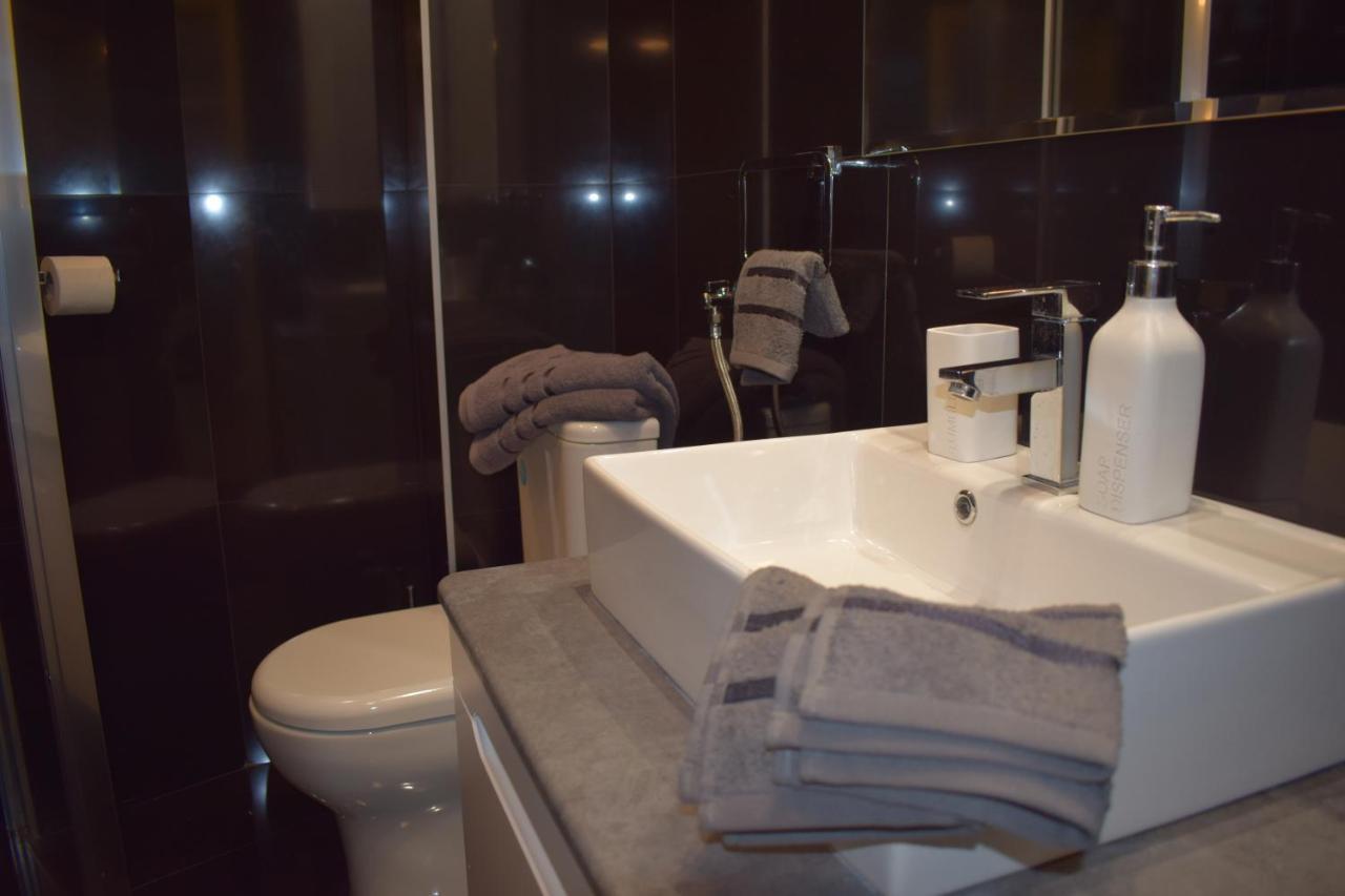 Klara'S Apartment Ni Екстериор снимка